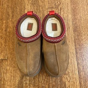 Ugg Tazz Platform Shoes
